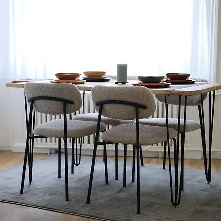 Komfortable Im Lebendigen Zuercher Kreis 3 Apartmán Curych