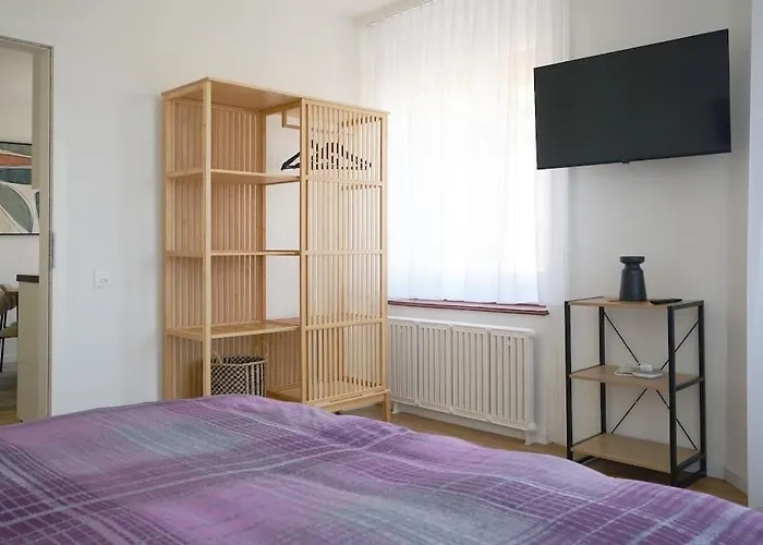 Komfortable Im Lebendigen Zuercher Kreis 3 Апартаменты