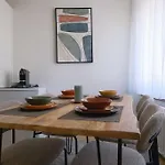 Komfortable Im Lebendigen Zuercher Kreis 3 Zürich