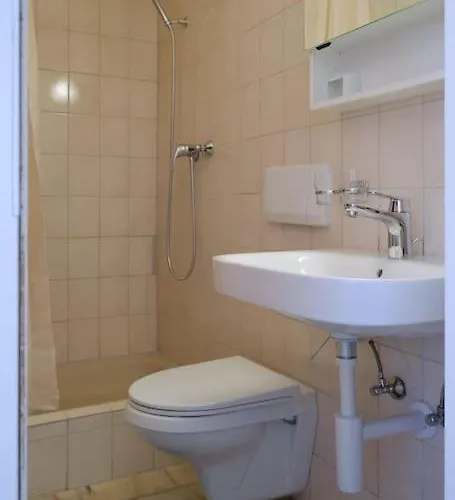 Appartement Komfortable Im Lebendigen Zuercher Kreis 3 *