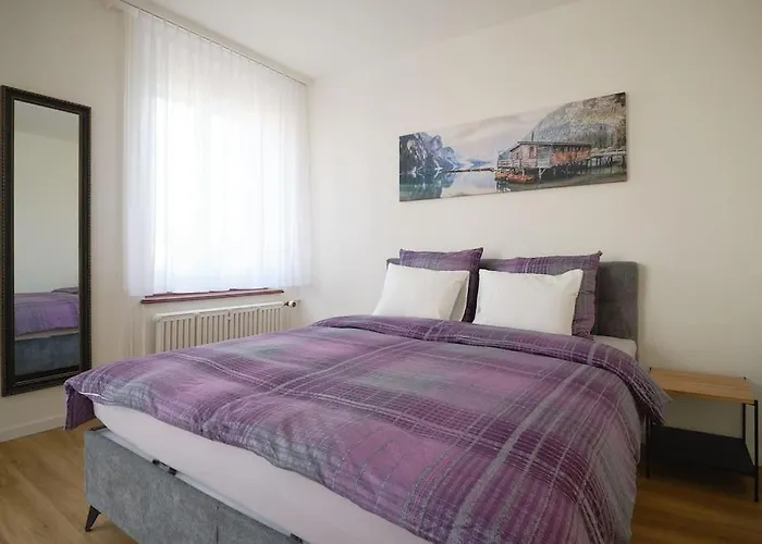 Komfortable Im Lebendigen Zuercher Kreis 3 *